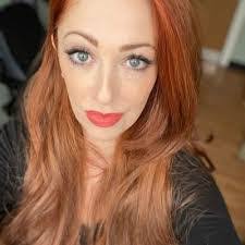 Jennifer Featherston's Instagram, Twitter & Facebook