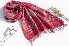 水煮羊毛披肩 針織圍巾 刺繡圍巾 羊絨披巾 喀什米爾cashmere 花 omhandmade 圍巾 披肩 pinkoi band