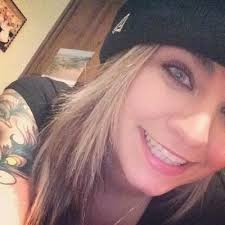 Danielle Sheffield (@DanielleS8989)