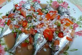 Biasanya, resepi air asam ikan bakar disediakan dari perahan asam limau atau asam jawa. Masak Ikan Kembung Rebus Air Asam Tak Cukup Kalau Makan Nasi Sepinggan