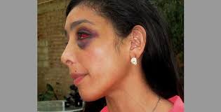 Estudiante samaria denuncia que su padrastro la maltrató