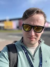 Luke Edgar's Instagram, Twitter & Facebook