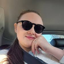 Girl power!! Here she is, Eliza Bean played by another hero of mine  @dollywells. The Completely Made-Up Adventures of Dick Turpin full series  streaming now