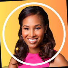 Amy Ropp's Instagram, Twitter & Facebook