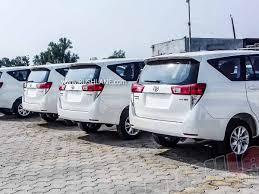The features available in this model are all same as found in the above models, however some the petrol high end edition swanks premium features for instance touch screen audio display with 6 speakers for surround sound along with amplifier and micro phone. Toyota Innova Bs6 Launch Price Engines Variants 2 8 D Discontinued