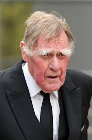 Margaret Thatcher's last letter as PM was fond tribute to press secretary