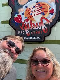 Al's Burgers taking over Quad City Pizza spot