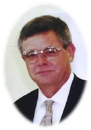 Thomas Reinbold's Instagram, Twitter & Facebook