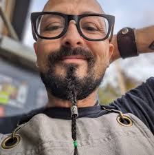 What are the best QUIET picnic places in Lawrence?