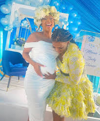 Shawn mkhize who is the baby's godmother also showed up at the baby to celebrate with minnie dlamini jones. Zalebs Inside Minnie Dlamini S Baby Shower Facebook