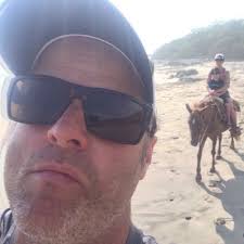 Casey Buxton (@cbungston)