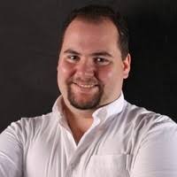 8 "Stephen Moir" profiles