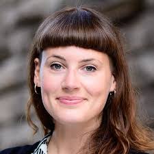 Janet Reichenbach's Instagram, Twitter & Facebook