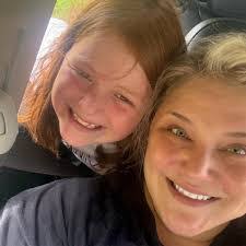 Casey Renfro's Instagram, Twitter & Facebook