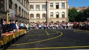 Ne propunem să asigurăm un nivel înalt de educaţie bazat pe noi valori. Deschidere De An Scolar La Liceul Pedagogic Carmen Sylva Din