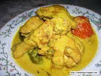 500 gr ayam broiler (lebih baik kampung), 1 lt santan dari 3/4 kelapa ukuran besar, 6 butir bawang merah, 4 siung bawang putih, 2 sdt ketumbar bubuk, 1/2 sdt jinten, 1/2 sdt lada bubuk, 4 butir kemiri, 2 cm kunyit bakar, 1/2 jempol lengkuas, 1 batang serai geprek. Resepi Ayam Masak Lemak Cili Padi Paling Mudah