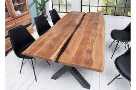 Un très beau mélange qui relookera radicalement la cuisine ou la salle à manger. Table A Manger Bois Massif Et Metal Noir Rectangulaire Pour Salle A Manger