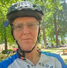 Senior cyclist misses old 24-gear bike