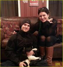 O ator henry cavill, que faz o superman nos cinemas, está solteiro! So We Also Started With My Husband First Dogs And Then Kids Henry Cavill Superhomem Homens Lindos