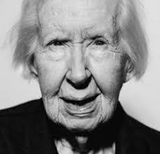 Meredith Mcinnis's Instagram, Twitter & Facebook