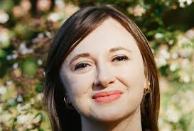 Photos from one of my last walks through Central Park in the fall — thank  you for capturing the glow @joncoppage! Even though my hair sorely needed a  trim, these capture something