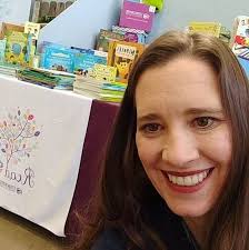 Build your Bookshelf with Becky