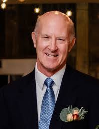 Scott Leslie's Instagram, Twitter & Facebook