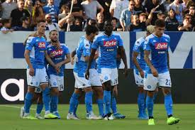 Gian piero gasperini ha deciso di lasciare i giocatori liberi per la giornata di oggi, gli allenamenti riprenderanno domani pomeriggio al. Napoli Atalanta Diretta Tv E Streaming Gratis Dove Vederla Oggi Dalle 19 00