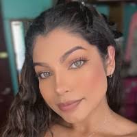 40+ "Lilly Roman" profiles