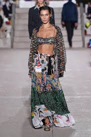 Bella Hadid S Sexiest Runway Looks Pics Runway Fashion Couture Fashion Week Runway Runway Fashion Dresses