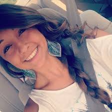 Hailey Couch (hcoouchh)