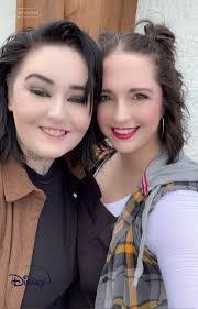 Hope Stringfellow's Instagram, Twitter & Facebook