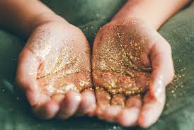 Trasforma l'immagine in una pagina da colorare con photoshop. Coronavirus Spiegarlo Ai Bambini Con Il Glitter Tiscali Notizie