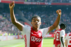 Ajax youngsters suffer stage fright. David Neres Interview My Brazil National Team Dream And The Joys Of Scoring In De Klassieker Yellow And Green Football