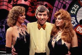 Tv presenter and comedian tom o'connor has died aged 81, his family have said. Euhb3yldfdo0hm