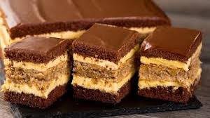 Sper sa va fie de folos! PrÄƒjitura Care A Innebunit Planeta Este DemenÈ›ial De BunÄƒ Savurostv Youtube