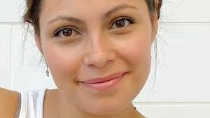 Mariana Loza's Instagram, Twitter & Facebook