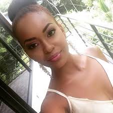 Dianne John (@bollywooddianne)