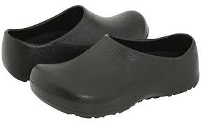 Running shoes, hiking shoes, dress shoes, casual shoes 10 Best Non Slip Shoes For Work Wonolo