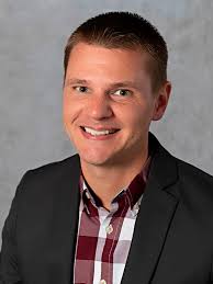 Tracy Sprouse's Instagram, Twitter & Facebook