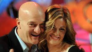 Questa è la mia pagina ufficiale nata da un'idea di un fan. Vanessa Incontrada Torna A Zelig Con Claudio Bisio L Annuncio Dilei
