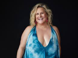 Bridget Everett Found Success in Her 40s. Her Dog Is Her Soulmate. She  Wouldnt Have It Any Other Way | Glamour