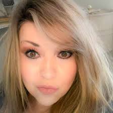 Regina Lowry (ninamaestone)