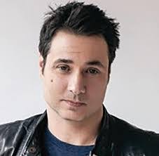 Paul Novello's Instagram, Twitter & Facebook