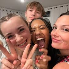 Damian Jacobs's Instagram, Twitter & Facebook