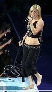Check spelling or type a new query. Kelly Clarkson Young Curvy Celebhub