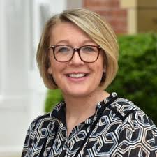 It's my last day at Lanyon Bowdler today! What a whirlwind the last couple  of months have been from having our visas accepted and letting our house  out ready to go on