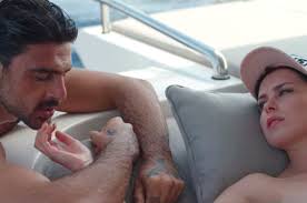 Pieces of a woman is the story of a heartbreaking home birth that goes wrong. 365 Days Is The Horniest Movie On Netflix Right Now