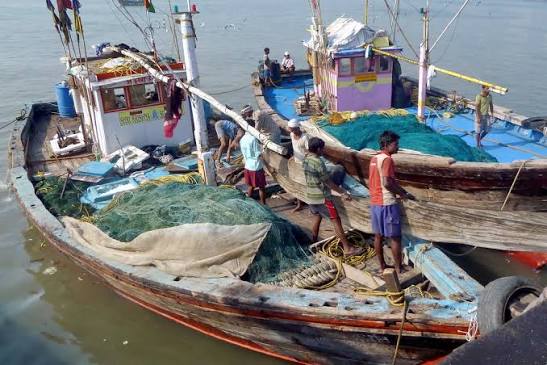 India - Maharashtra - Mumbai - Fishing Boats - 1 | Mumbai (/… | Flickr