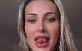 James Ackel: Andressa Urach não merece ser renegada pelo pai por👨  Transforme sua vida com a inovadora plataforma jf khroub feminino